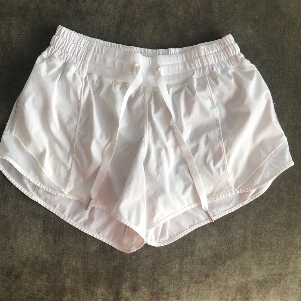 Lululemon Hotty hot running shorts